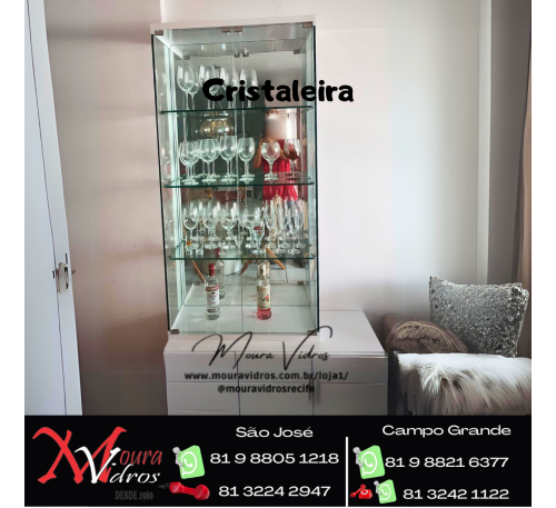 Cristaleira de vidro